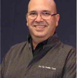 professor-ronaldo-toledo